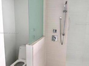 10471 NW 66th St, Doral FL 33178