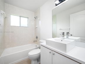 2275 SW 61st Ave, Miami FL 33155