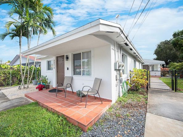 2275 SW 61st Ave, Miami FL 33155