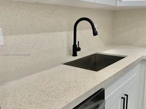 4855 NW 7th St 2086, Miami FL 33126