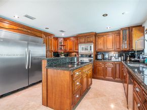 1975 Ixora Rd, North Miami FL 33181