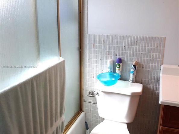 215 SE 3rd Ave 407A, Hallandale Beach FL 33009