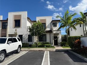 400 NE 208th Ter 400, Miami FL 33179