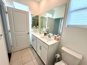 400 NE 208th Ter 400, Miami FL 33179