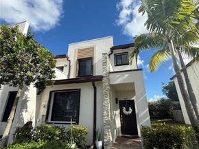 400 NE 208th Ter 400, Miami FL 33179