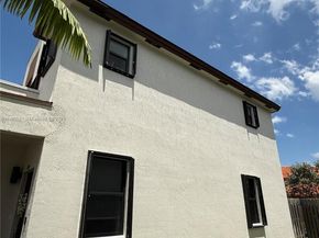 400 NE 208th Ter 400, Miami FL 33179