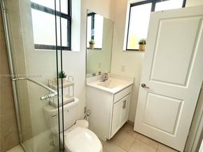 400 NE 208th Ter 400, Miami FL 33179