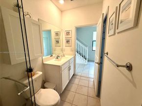 400 NE 208th Ter 400, Miami FL 33179