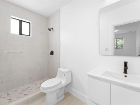 1171 NW 66th St, Miami FL 33150