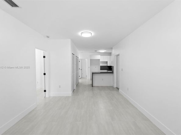1171 NW 66th St, Miami FL 33150
