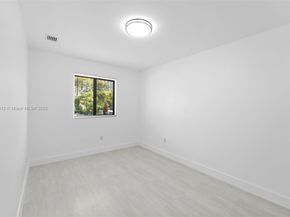 1171 NW 66th St, Miami FL 33150