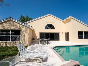 13080 NW 8th Ct, Sunrise FL 33325