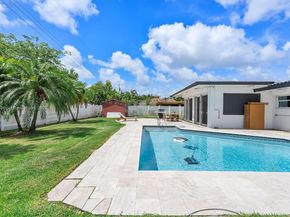 417 N Highland Dr, Hollywood FL 33021