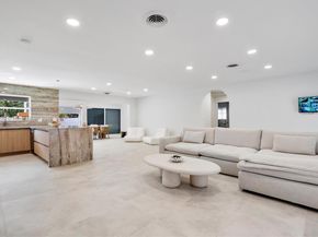 417 N Highland Dr, Hollywood FL 33021