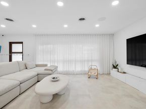 417 N Highland Dr, Hollywood FL 33021