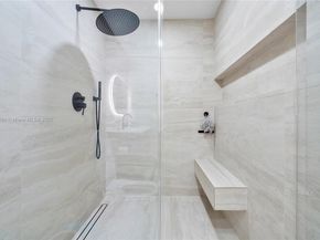 417 N Highland Dr, Hollywood FL 33021