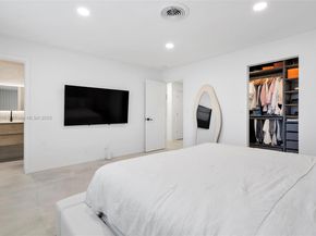 417 N Highland Dr, Hollywood FL 33021