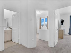 856 SE 16th Ct, Homestead FL 33034