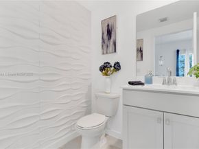 856 SE 16th Ct, Homestead FL 33034