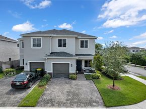 856 SE 16th Ct, Homestead FL 33034