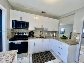 3297 - 3299 SW 26th St, Miami FL 33133