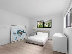 715 NE 25th Ave, Pompano Beach FL 33062