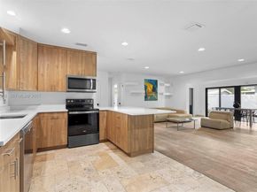 715 NE 25th Ave, Pompano Beach FL 33062