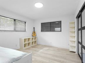 715 NE 25th Ave, Pompano Beach FL 33062