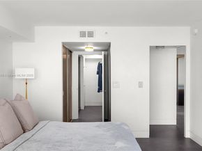 1800 Sunset Harbour Dr 2105, Miami Beach FL 33139