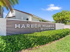 21200 Harbor Way 11811, Aventura FL 33180