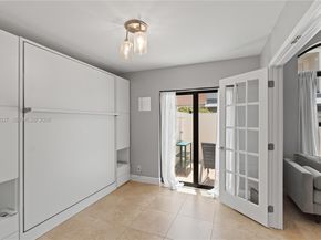 21200 Harbor Way 11811, Aventura FL 33180