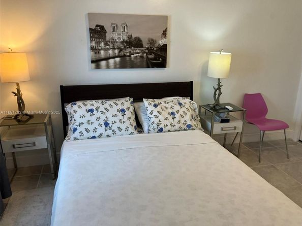 335 Ocean Dr 306, Miami Beach FL 33139