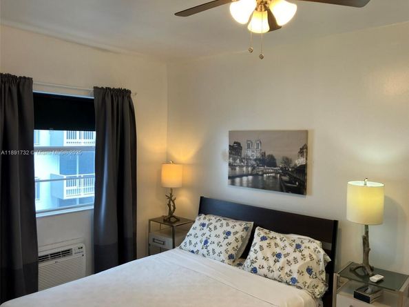 335 Ocean Dr 306, Miami Beach FL 33139