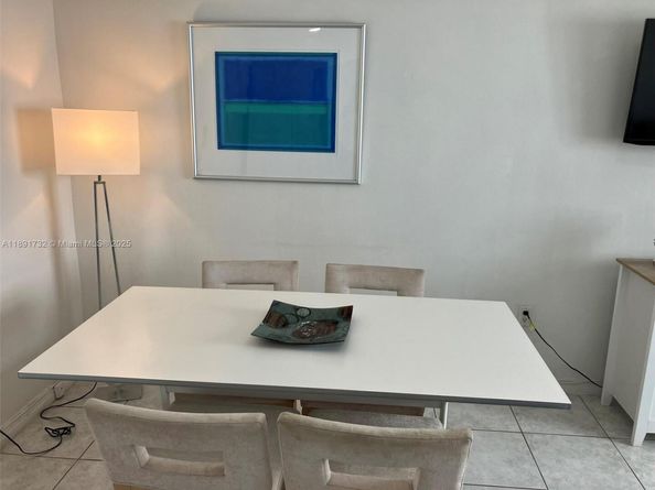 335 Ocean Dr 306, Miami Beach FL 33139