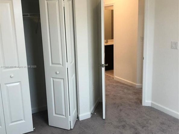 2610 SE 13th St, Homestead FL 33035