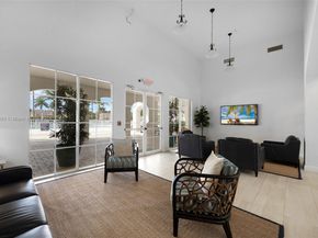 11470 NW 79th Ln, Doral FL 33178