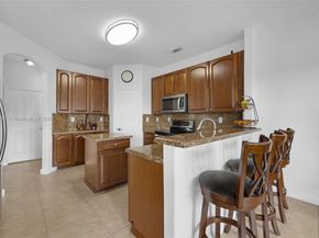 11470 NW 79th Ln, Doral FL 33178