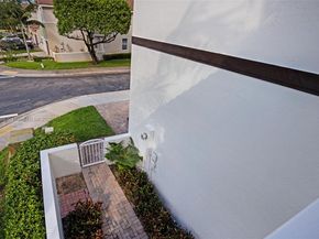 11470 NW 79th Ln, Doral FL 33178