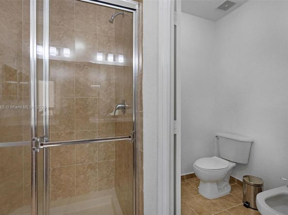 11470 NW 79th Ln, Doral FL 33178