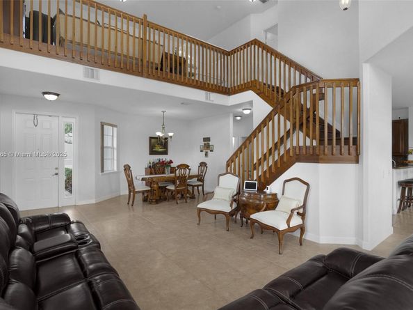 11470 NW 79th Ln, Doral FL 33178