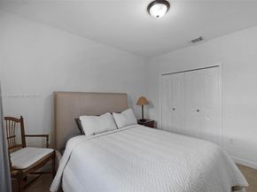 11470 NW 79th Ln, Doral FL 33178