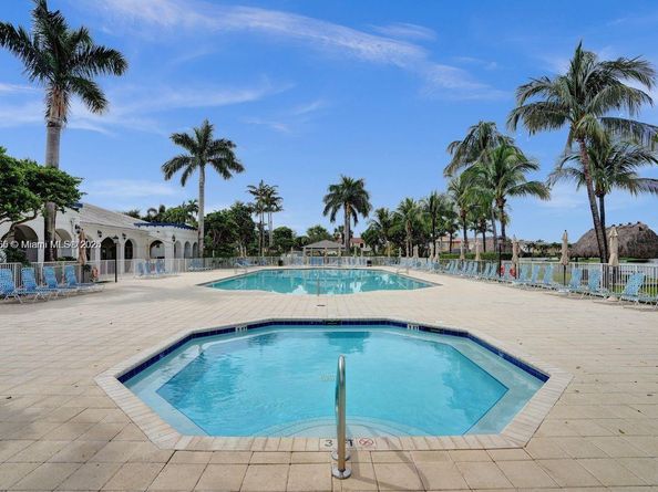 11470 NW 79th Ln, Doral FL 33178