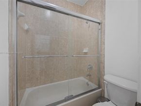 11470 NW 79th Ln, Doral FL 33178