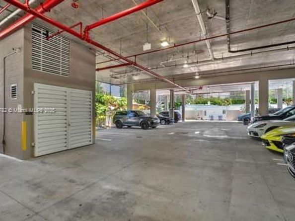 1850 monroe 406, Hollywood FL 33020