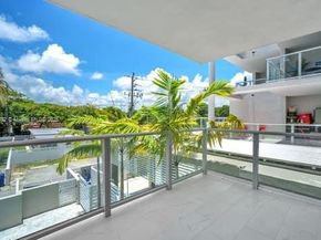 1850 monroe 406, Hollywood FL 33020