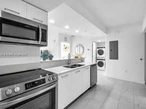 1850 monroe 406, Hollywood FL 33020