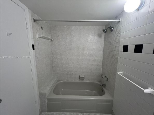 3101 Oakland Shores Dr H104, Oakland Park FL 33309