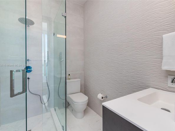 2669 S Bayshore Dr PH1N, Coconut Grove FL 33133