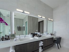 2669 S Bayshore Dr PH1N, Coconut Grove FL 33133
