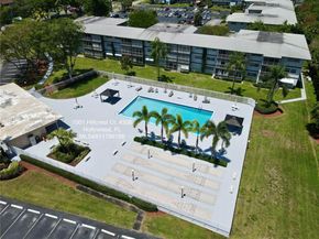 1001 Hillcrest Ct 306, Hollywood FL 33021